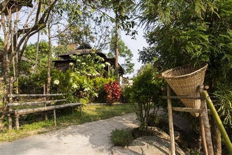 worlds cleanest village|Visiting Cleanest Village in Asia MAWLYNNONG Village.
